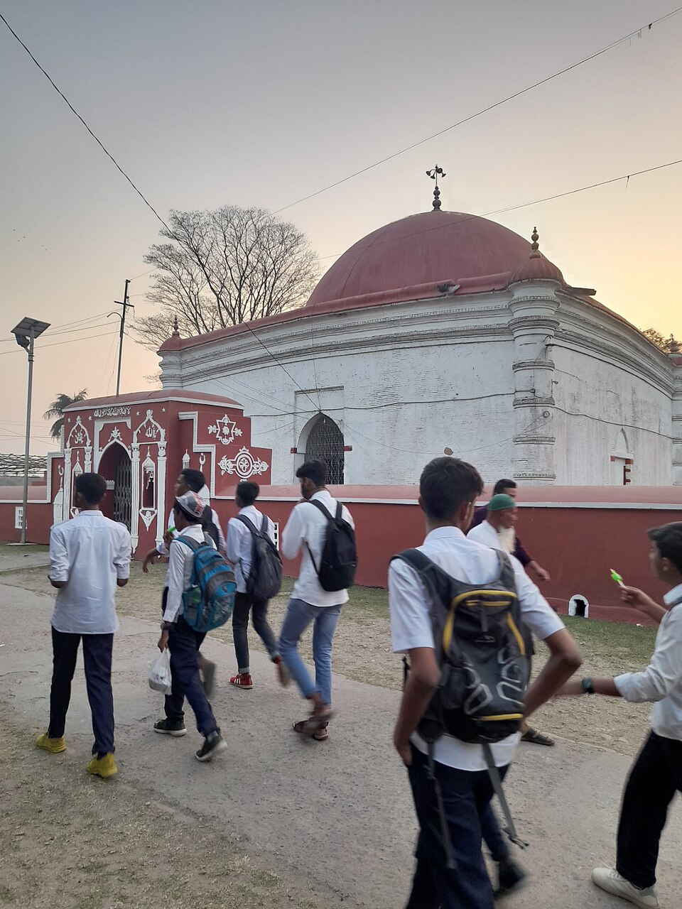 খান জাহান আলী (রহ.)-এর মাজার — ছবি