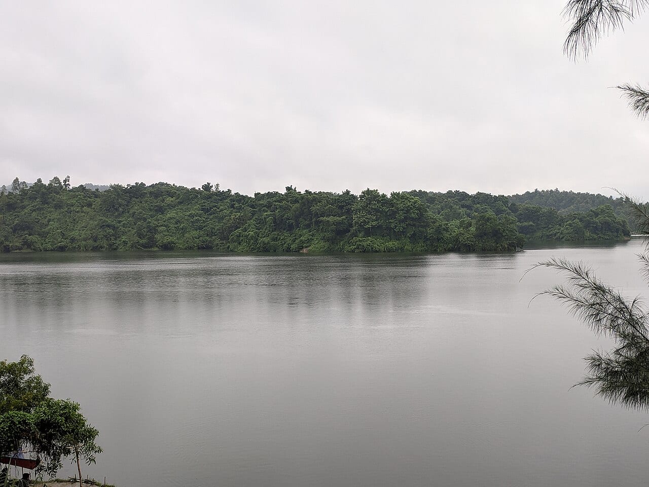 মহামায়া লেক — ছবি